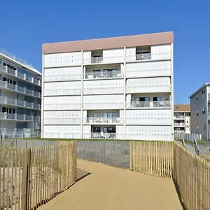  Holiday home Sandbridge North